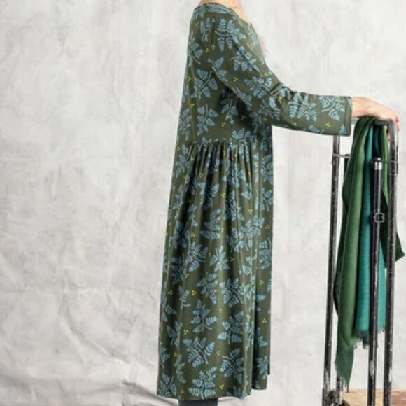 Gudrun Sjoden Judit Jersey Midi Dress in organic cotton/modal in Forest Green - Picture 7 of 9